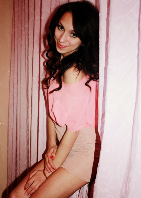 Юлия, 22 года, 2 размер груди